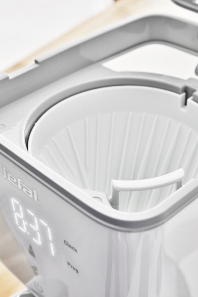 Кавомашина крапельна Tefal Sense CM693110