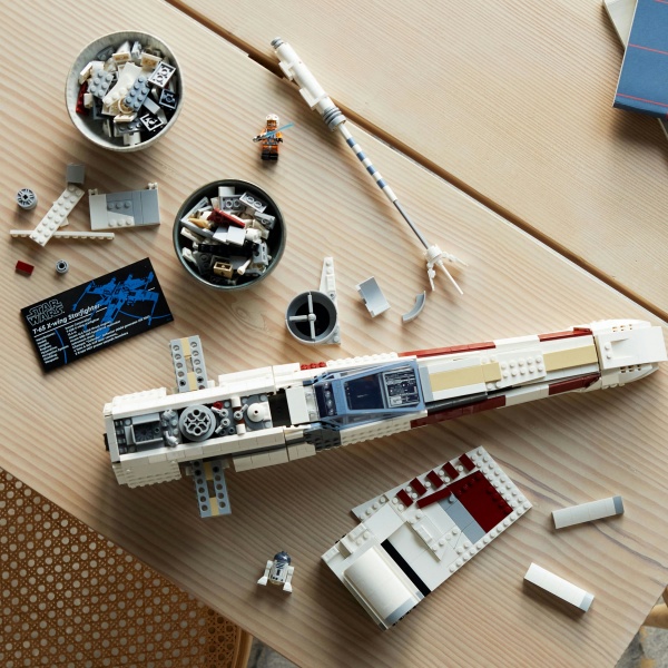 Конструктор LEGO Star Wars Истребитель X-Wing 75355