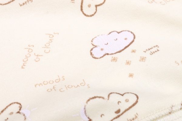 Шапочка дитяча Bembi ШП76 р.42-44 молочний із малюнком