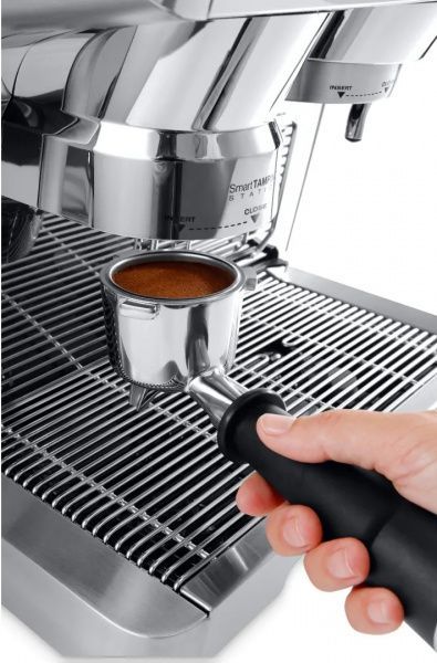 Кавоварка Delonghi EC9335.M 