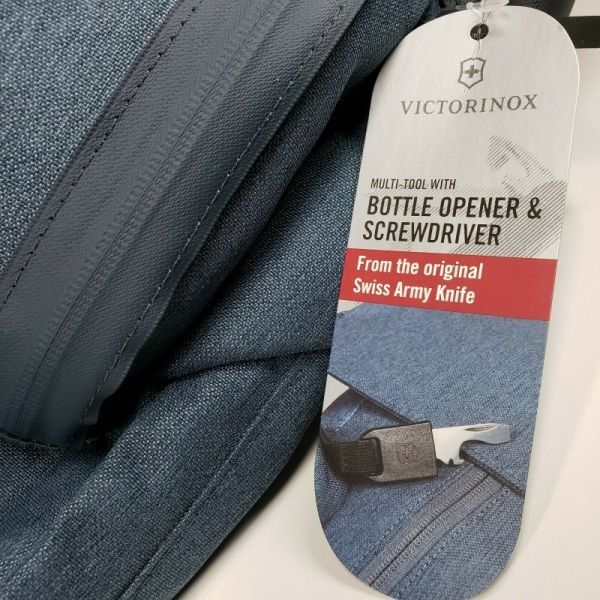 Рюкзак Victorinox Travel ALTMONT Classic, Deluxe Flapover Laptop синій 18 л