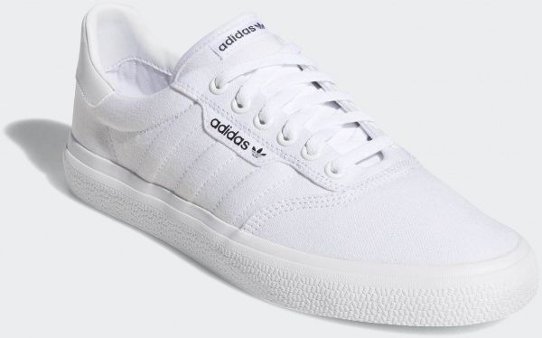 Кроссовки Adidas 3MC B22705 р.UK 6 белый