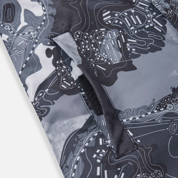 Комбинезон для мальчиков Lassie зимний р.104 черный 7100021A 