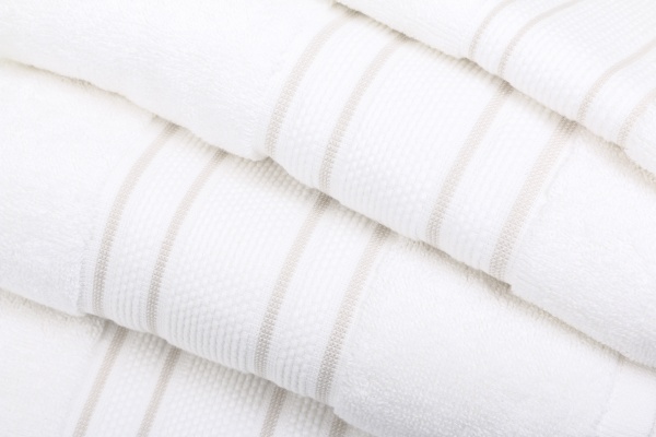 Полотенце Villa 100x150 см белый с бежевым Sous Dias 