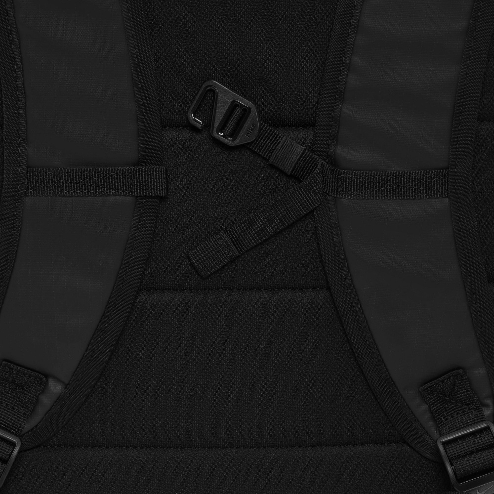 Рюкзак Heritage Winterized DN3592-010 23 л черный