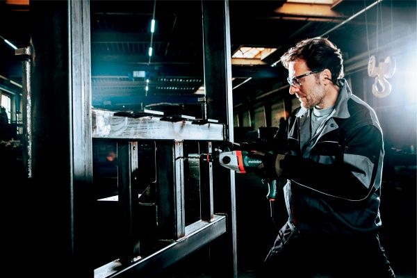 Дриль безударна Metabo BEV 1300-2 600574810