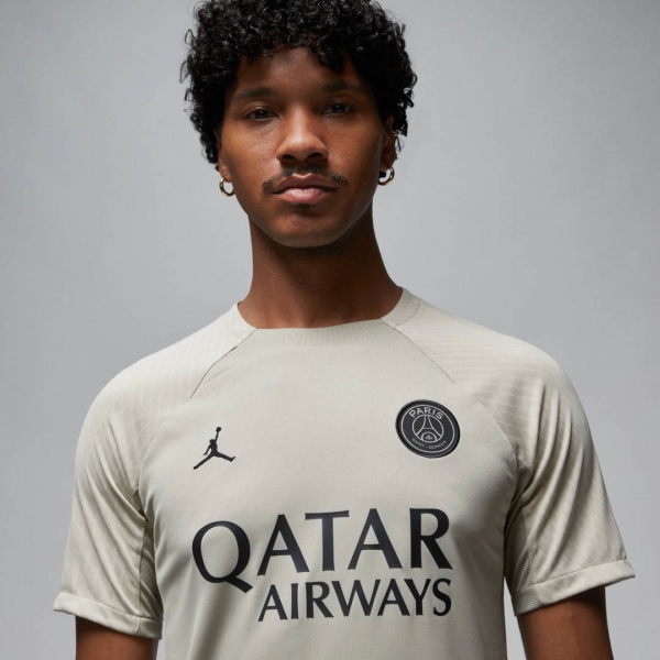 Футболка Nike PSG M NK DF STRK SS TOP K 3R DZ0786-231 р.2XL бежевый