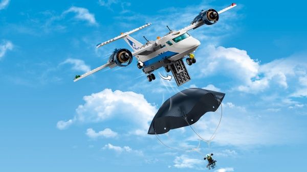 Конструктор LEGO City Воздушная полиция: авиабаза 60210