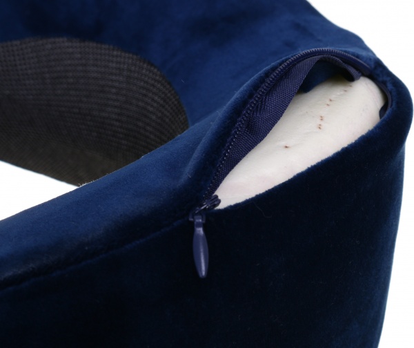 Подушка дорожня 27х26х10 см темно-синя Luna