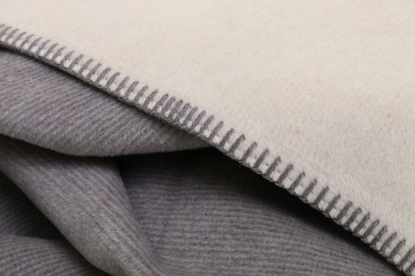 Плед Melange-DF Natur-Silber 150x200 см молочный Billerbeck 