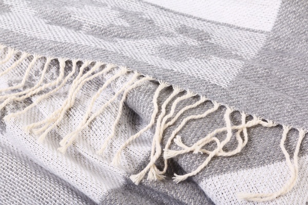 Плед дизайн 8 Рождественская коллекция 140x200 см серый с рисунком Ярослав 