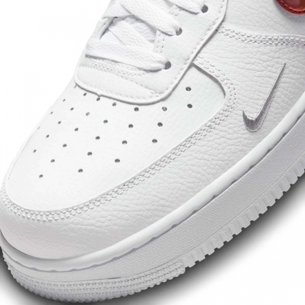 Кроссовки Nike Air Force 1 '07 FD0654-100 р.41 белый