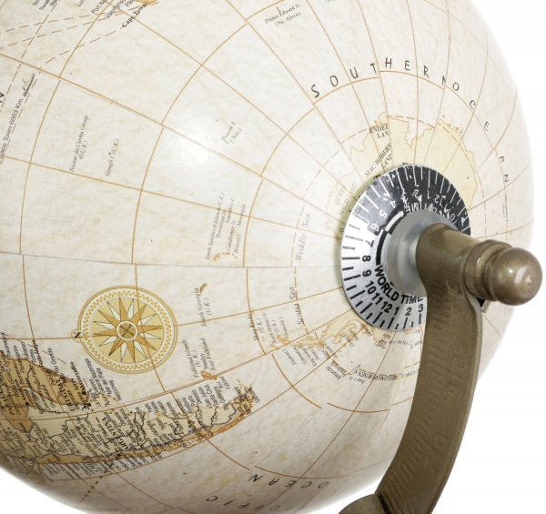 Глобус в ассортименте 21,5x12 см