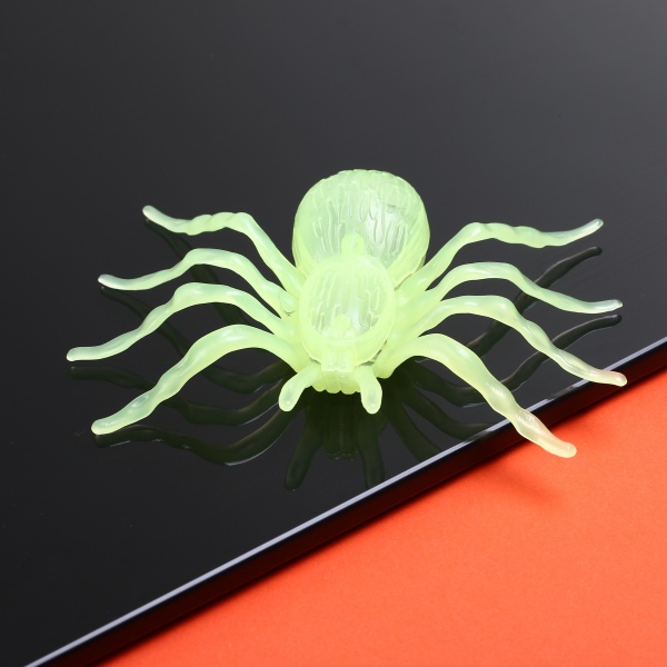 Набір павуків Хелловін 11x6 см 2 шт. світяться у темряві 974352 YES! Fun