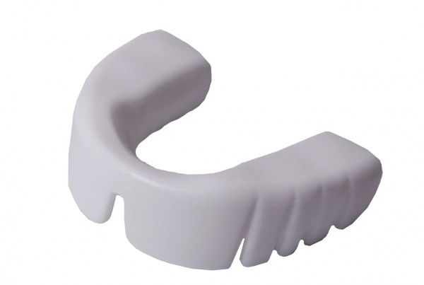 Капа Opro 002143010 Junior Snap-Fit р. универсальный 