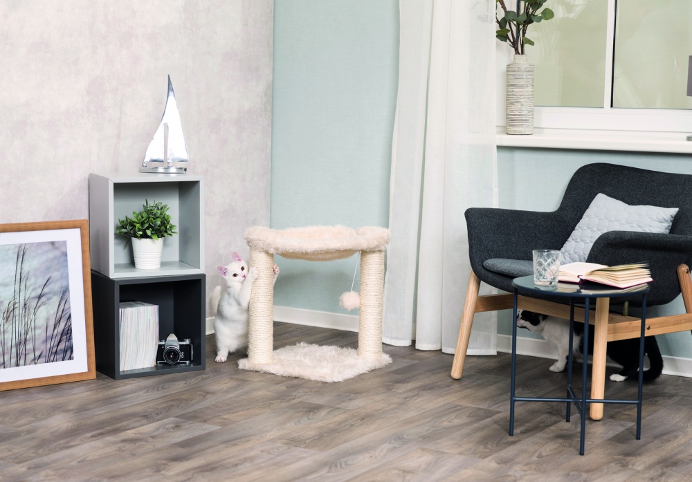 Кігтеточка Trixie для котів Baza із сизалю плюш кремовий 41х41х50 см 44541