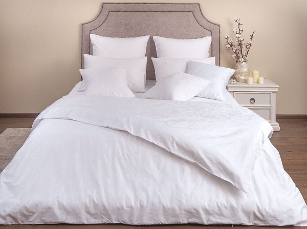 Комплект постельного белья 1,5 белый Simi 