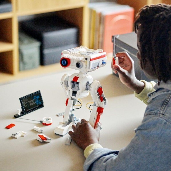 Конструктор LEGO Star Wars bd-1 75335