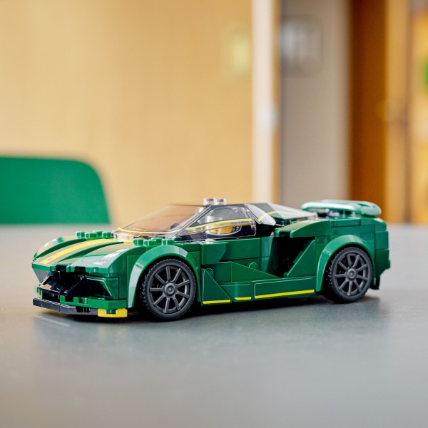 Конструктор LEGO Speed Champions LotusEvija 76907