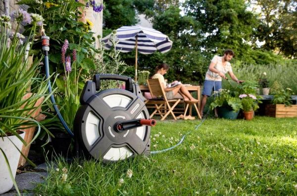 Катушка для шланга Gardena 10 м + комплект для полива 18400-20