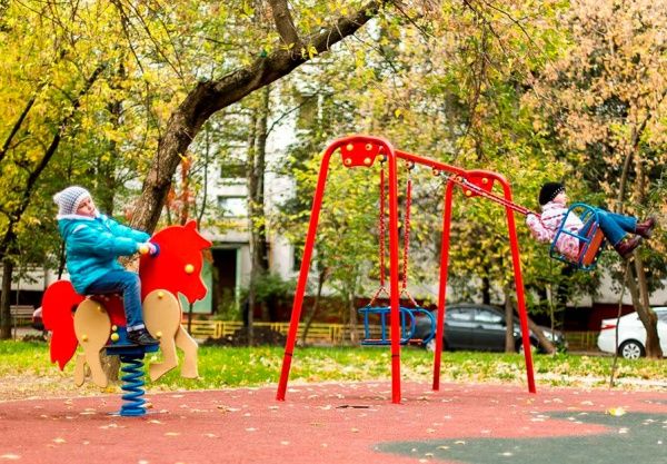 Гойдалка InterAtletika подвійна зі спинкою на ланцюгах ТЕ407М 