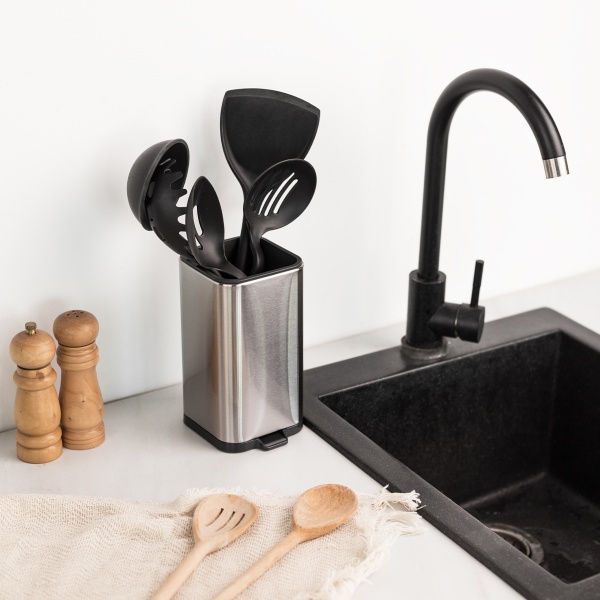 Подставка MVM KP-66 SS/BLACK 