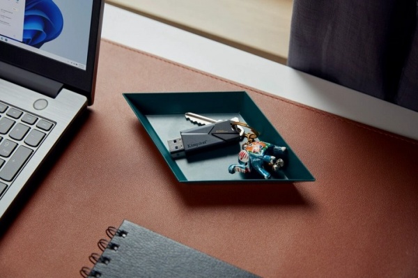 Флешпам'ять USB Kingston DataTraveler Exodia Onyx 64 ГБ USB 3.2 black (DTXON/64GB) 