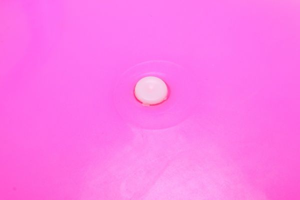 Мяч попрыгунчик надувной с ручкой улыбка KH2-41/Pink