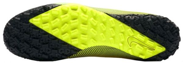 Бутсы Nike SUPERFLY 7 ACADEMY MDS TF BQ5435-703 р. US 8,5 желтый