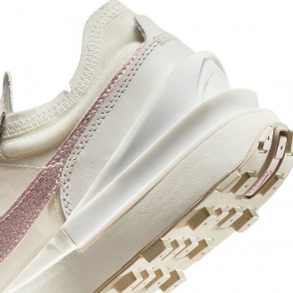 Кросівки Nike WAFFLE ONE FB1298-101 р.38 бежевий