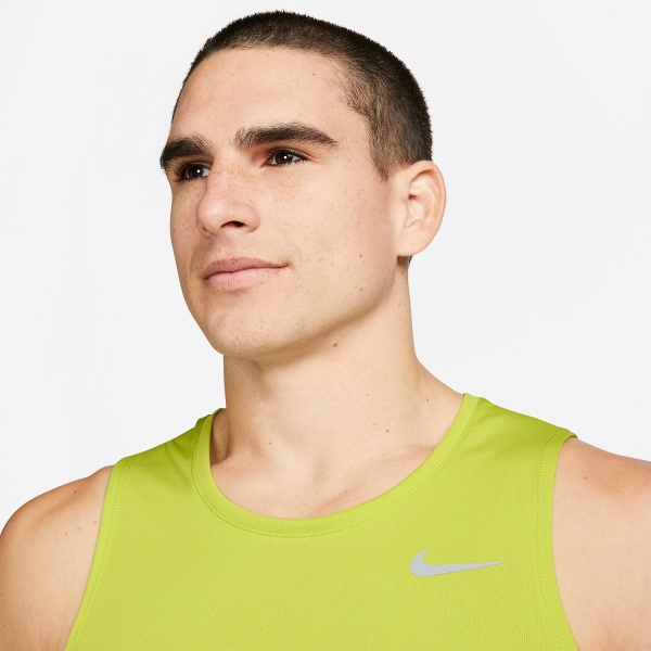 Майка Nike DF MILER TANK DV9321-308 р.M жовтий