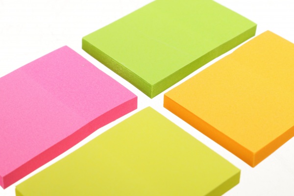 Бумага для заметок клейкий 38х51 мм 4х50 листов в ассортименте UP! (Underprice)