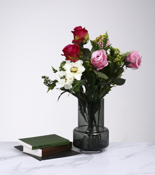 Ваза стеклянная Wrzesniak Glassworks Колба 15-3881A 25,5 см серый 