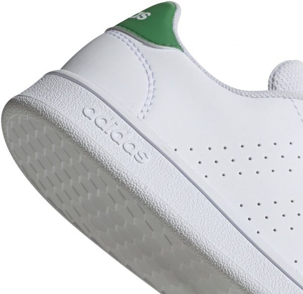 Кроссовки Adidas ADVANTAGE C EF0223 р.EUR 31,5 белый