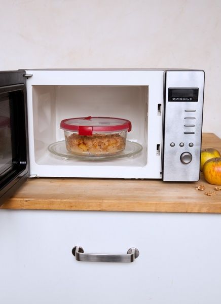 Контейнер для харчових продуктів з кришкою 600 мл круглий Flamberg Premium