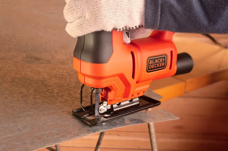 Електролобзик Black+Decker BES603 BES603