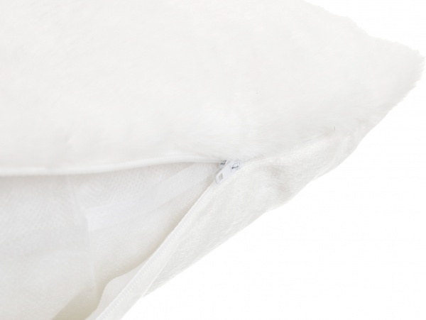 Подушка KM искусственный мех 100% полиэстер 45x45 см в ассортименте 