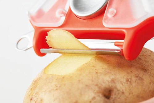 Овочечистка GADGETS червона Joseph Joseph