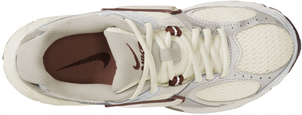 Кросівки жіночі Nike W V5 RNR HQ7901-102 р.38 молочні