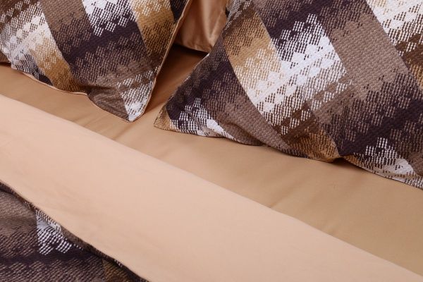 Комплект постільної білизни Verev Digital євро бордовий Issimo 