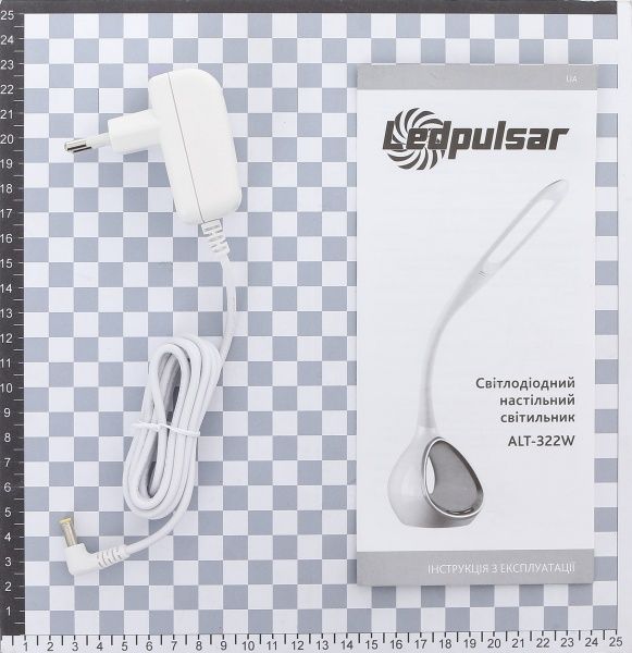 Настольная лампа офисная LedPulsar 14 Вт белый ALT-322W 