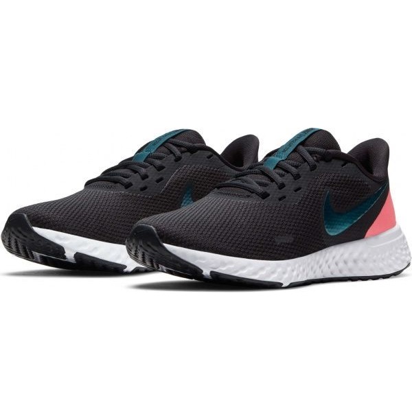 Кроссовки Nike NIKE REVOLUTION 5 BQ3207-011 р.US 6 черный