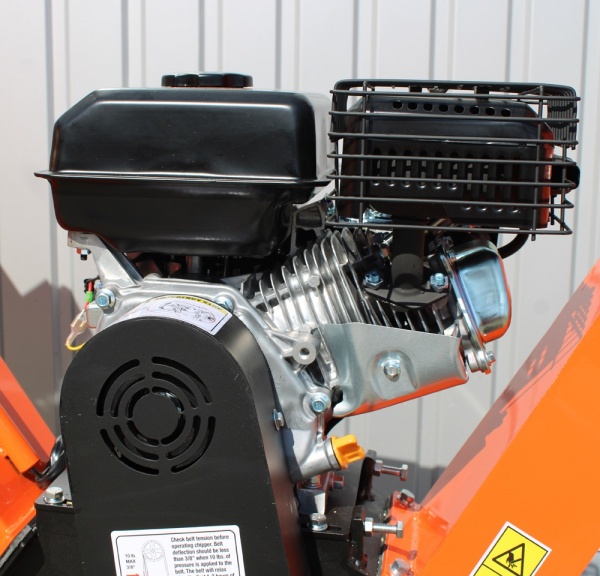 Подрібнювач садовий GTM GS6501 бензиновый бензин