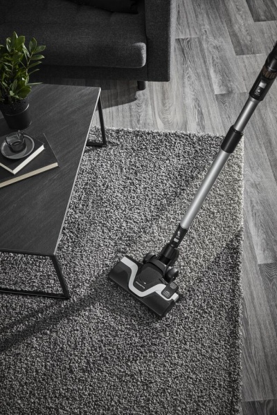 Пылесос Rowenta Silence Force Cyclonic RO7253EA red 