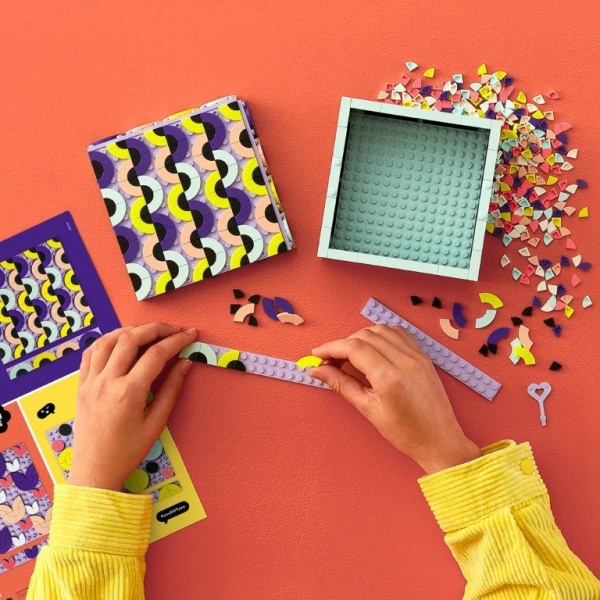 Конструктор LEGO DOTS Велика коробка 41960