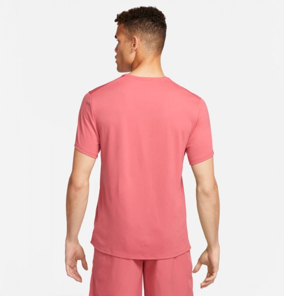 Футболка Nike M NK DF UV MILER SS DV9315-655 р.M красный