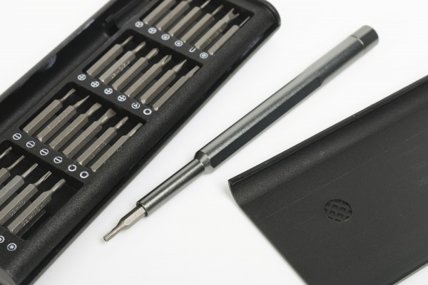 Набор отверток Compass для точных работ 24 предмета пластиковый корпус CP-PK-24