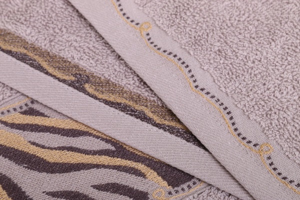 Набор полотенец Tiger 2 шт. серый Karna 