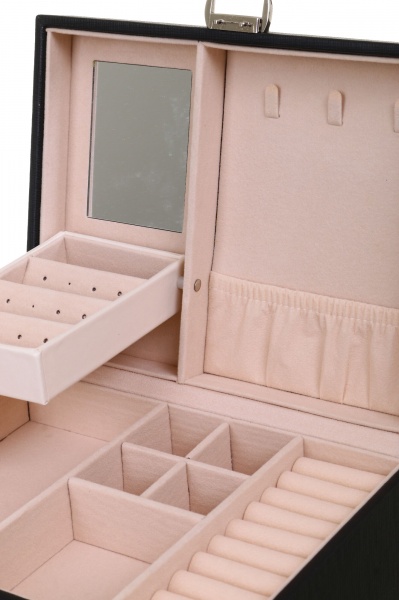 Шкатулка для украшений Royal case 22х18х13 см черная