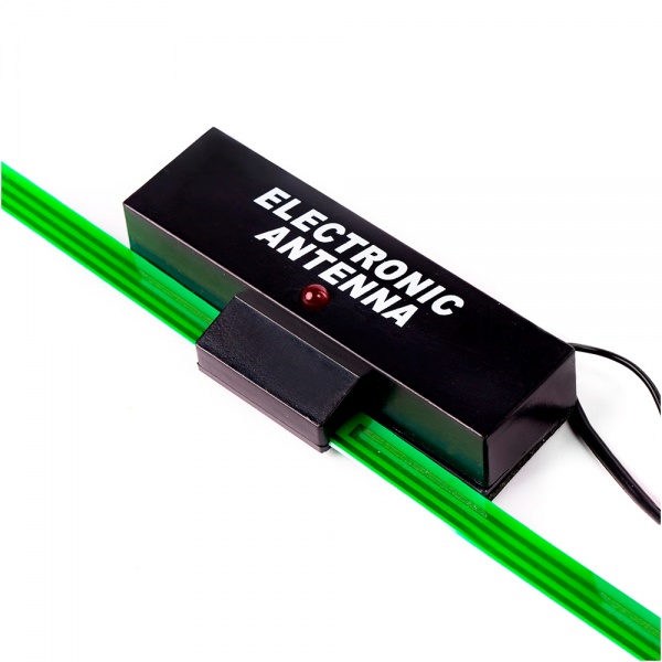 Антенна автомобильная AMiO с усилителем ANT05 (01128)